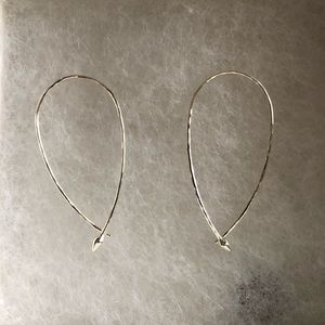 Stella and Dot Hammered Wire earrings